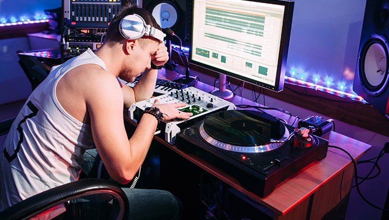 Common Recording Mistakes to Avoid while podcasting